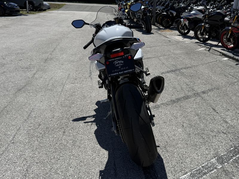 2026 BMW S 1000 RR