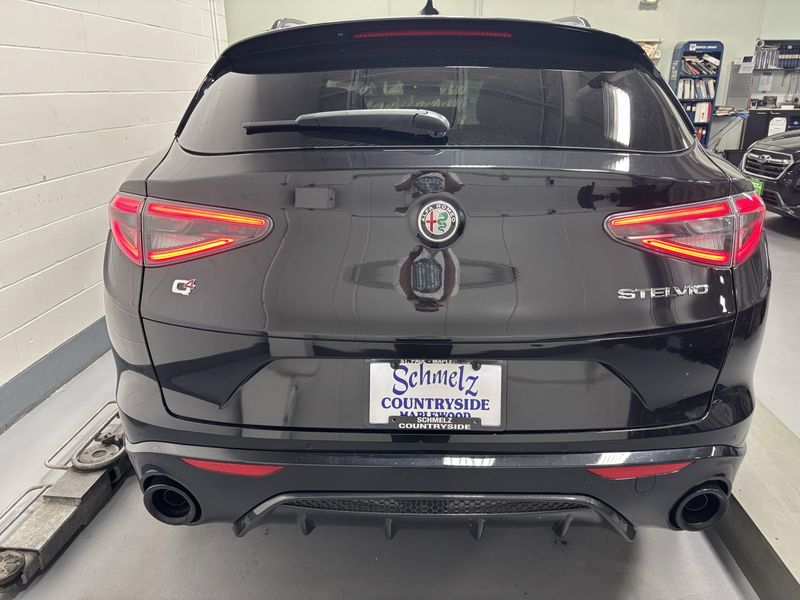 New 2025 Alfa Romeo Stelvio Intensa AwdImage 6