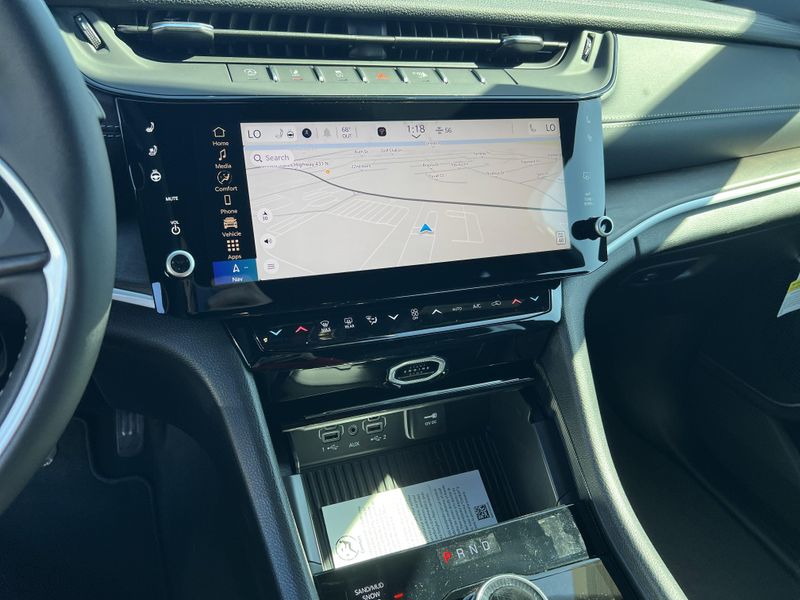 New 2026 Jeep Grand Cherokee L Limited Reserve 4x4Image 16