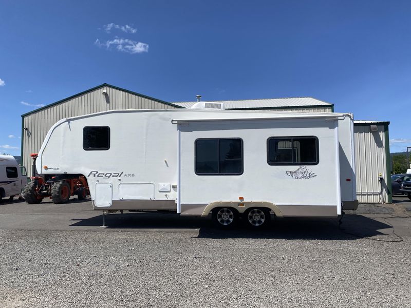 Used 2004 FLEETWOOD PROWLER REGAL 285RLS AX6 Image 5
