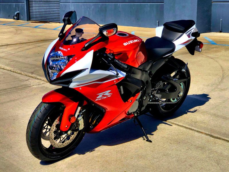 New 2027 Suzuki GSX-R600 Image 13