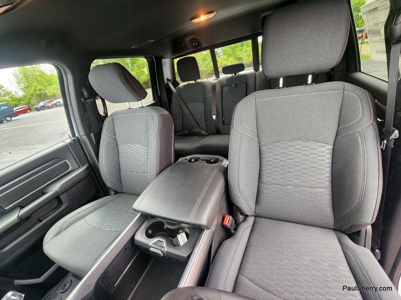 2025 RAM 2500 Big Horn Crew Cab 4x4 6