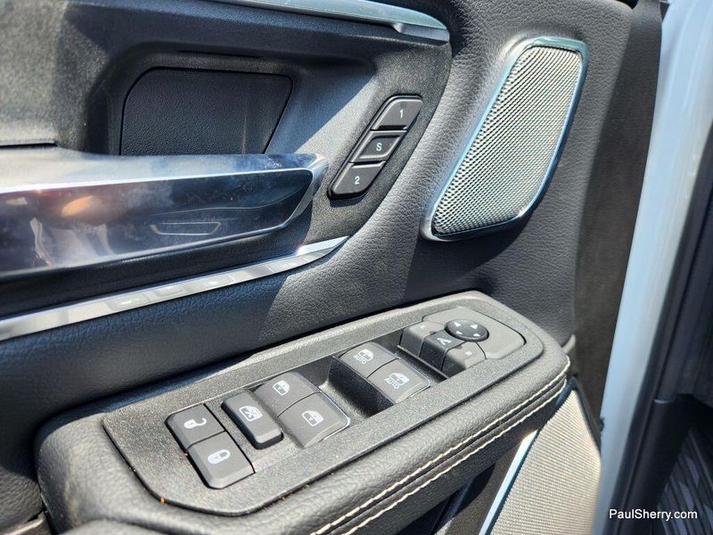 New 2026 RAM 1500 Laramie Crew Cab 4x4 5