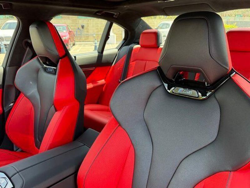 New 2026 BMW M5 BaseImage 19