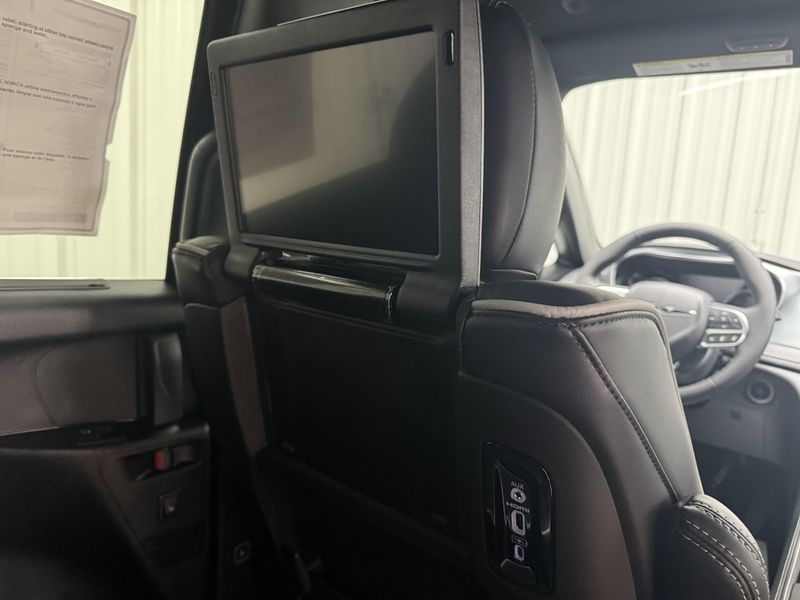 New 2026 Chrysler Pacifica LimitedImage 14