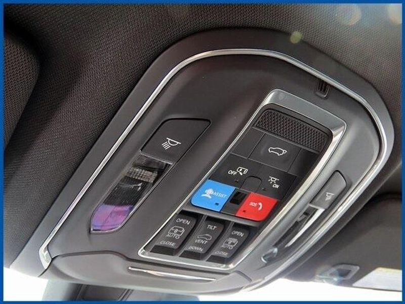 New 2025 Jeep Grand Cherokee LimitedImage 18
