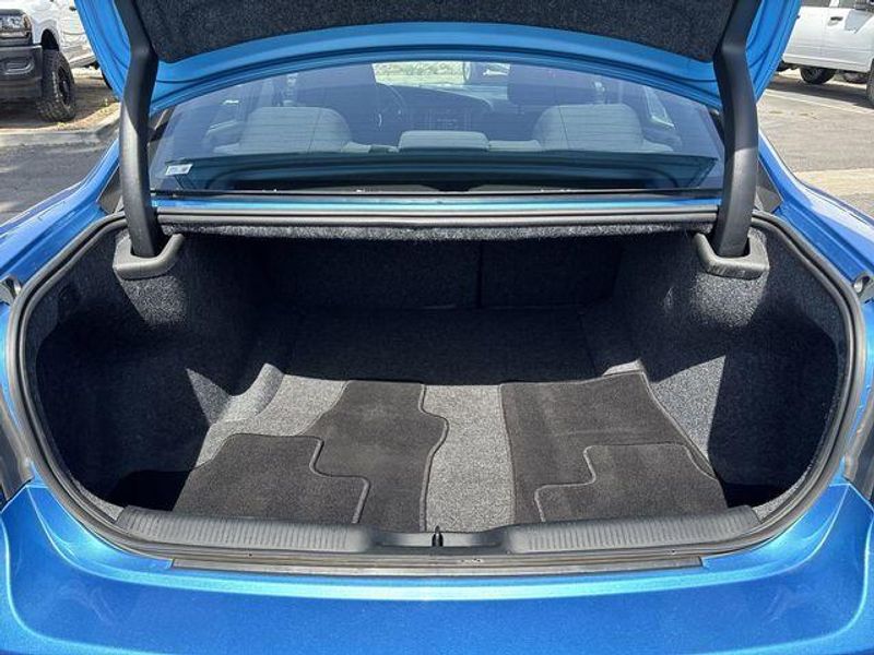 Used 2023 Dodge Charger SXTImage 15