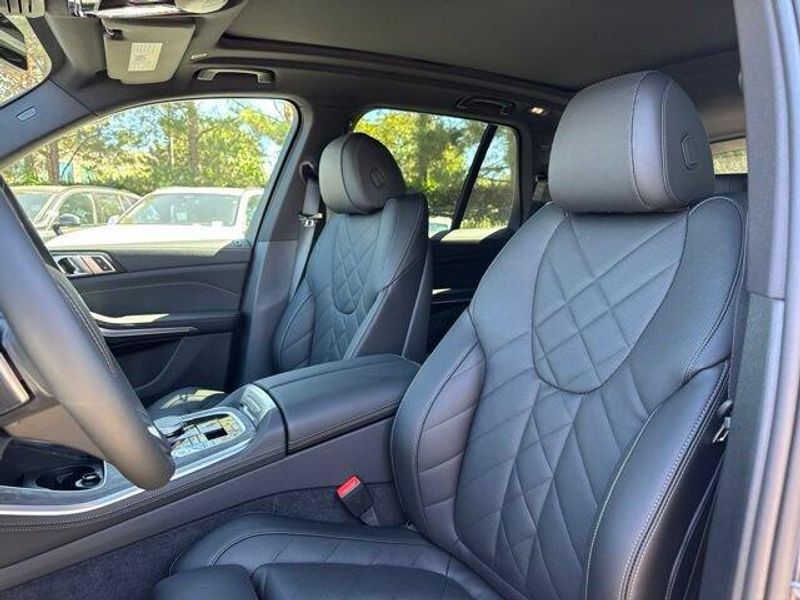 New 2026 BMW X5 sDrive40iImage 19