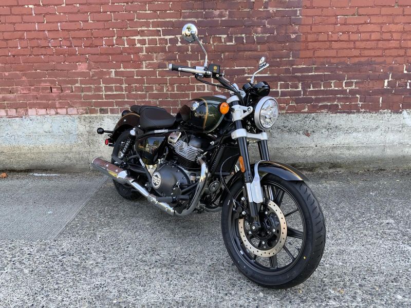 New 2024 Royal Enfield SUPER METEOR 650 MID 