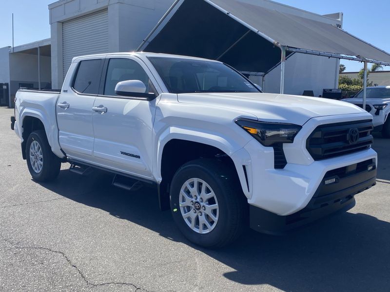 New 2025 Toyota Tacoma SR5Image 2