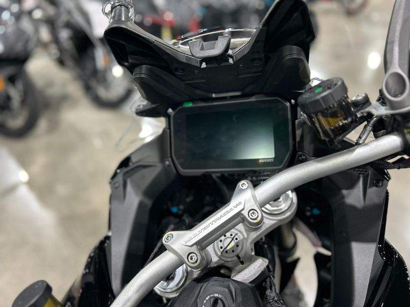 New 2025 Ducati MULTISTRADA V4 S TRAVEL & RADAR Image 25