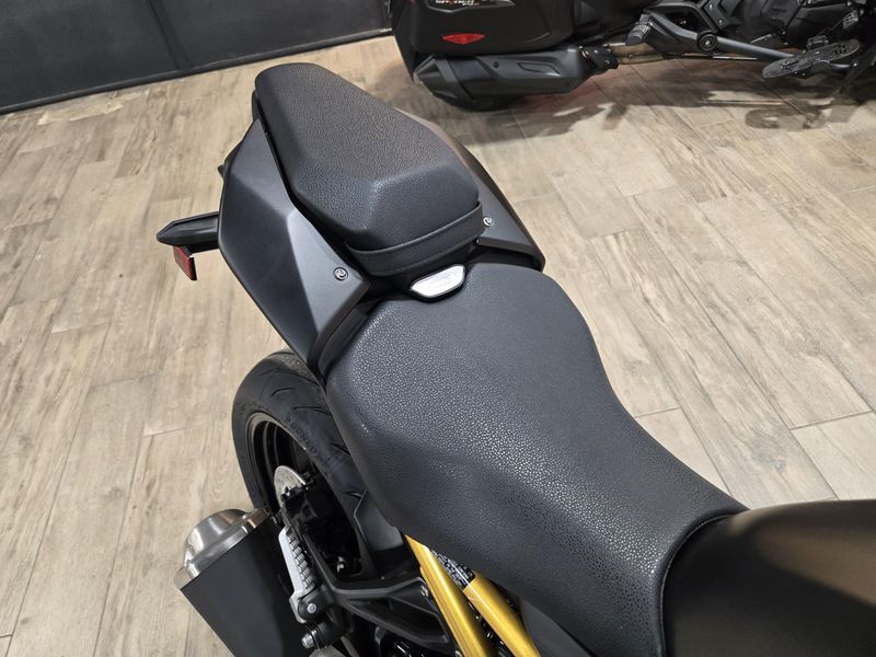 NEW 2026 KAWASAKI Z900 ABS Image 12