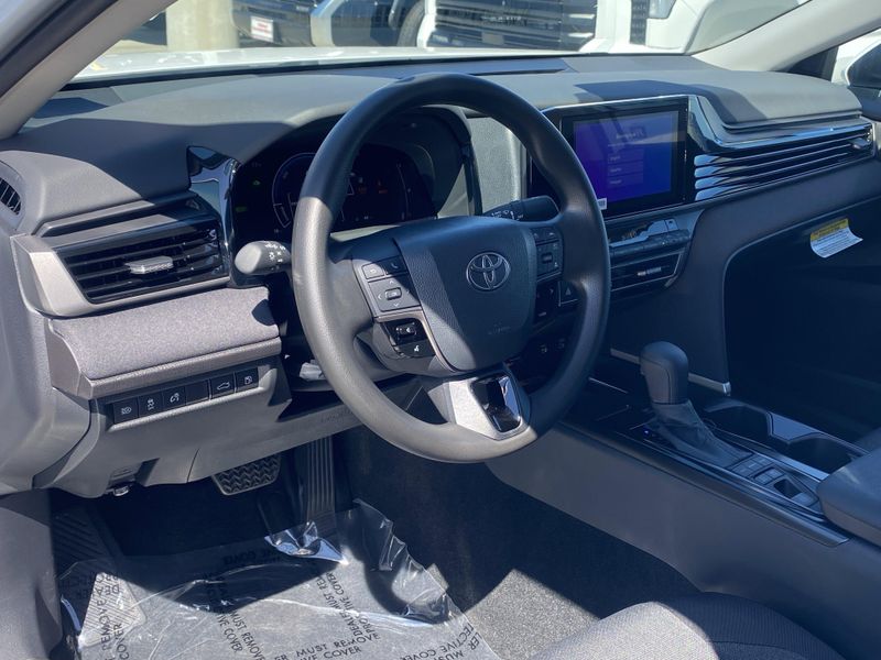 New 2025 Toyota Camry LEImage 13
