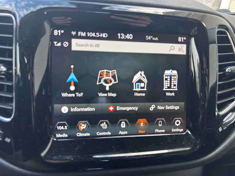 Used 2018 Jeep Compass LimitedImage 13