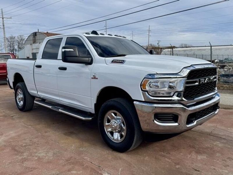 2024 RAM 2500 TradesmanImage 3