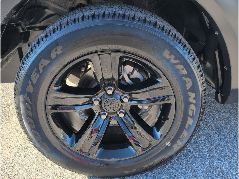 Used 2024 RAM 1500 Classic WarlockImage 9