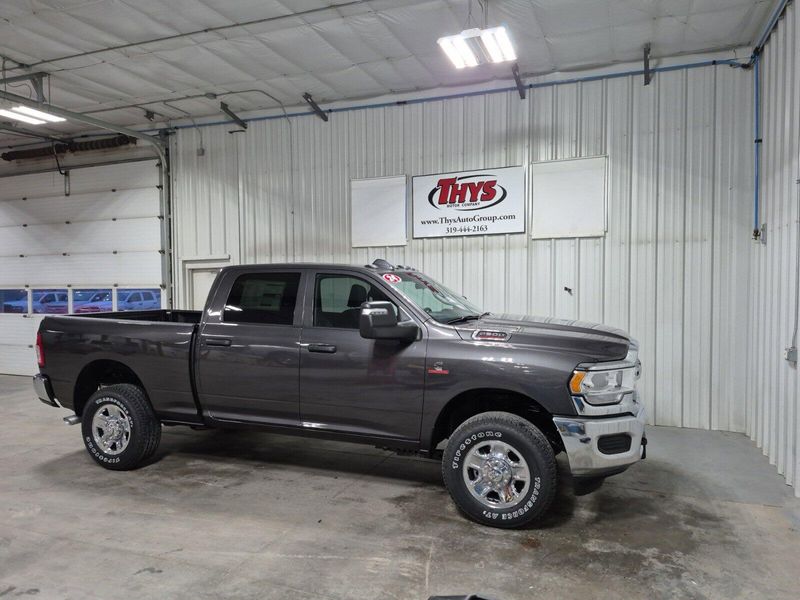 2024 RAM 2500 Tradesman Crew Cab 4x4 6