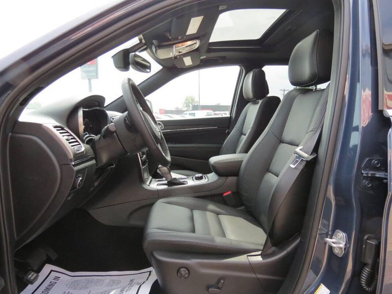 Used 2020 Jeep Grand Cherokee Limited 4x4 4dr SUVImage 11