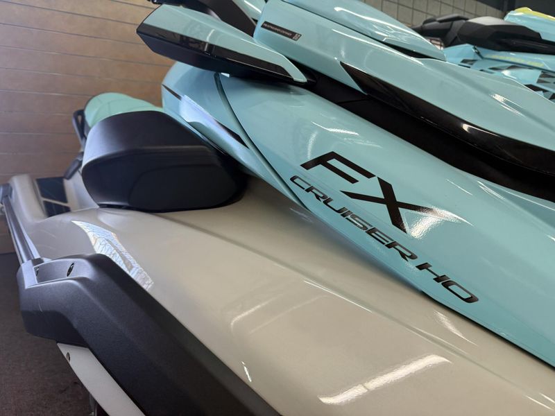 New 2025 Yamaha FX CRUISER HO W/AUDIO Image 6