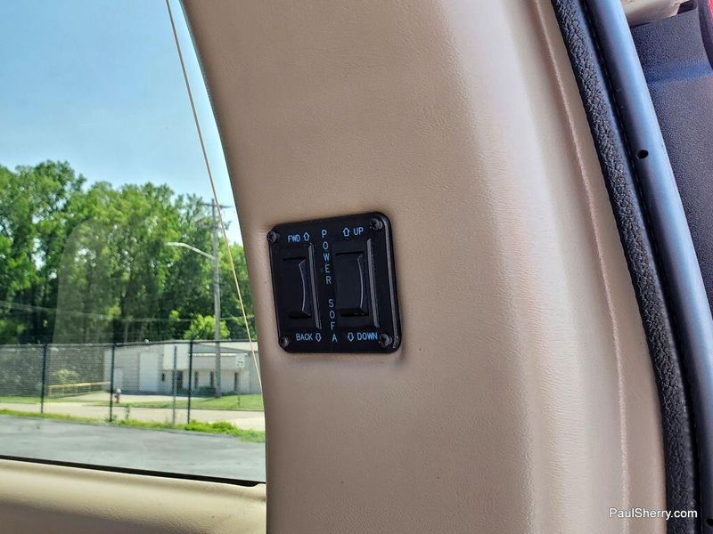 2020 GMC Savana Cargo Image 19