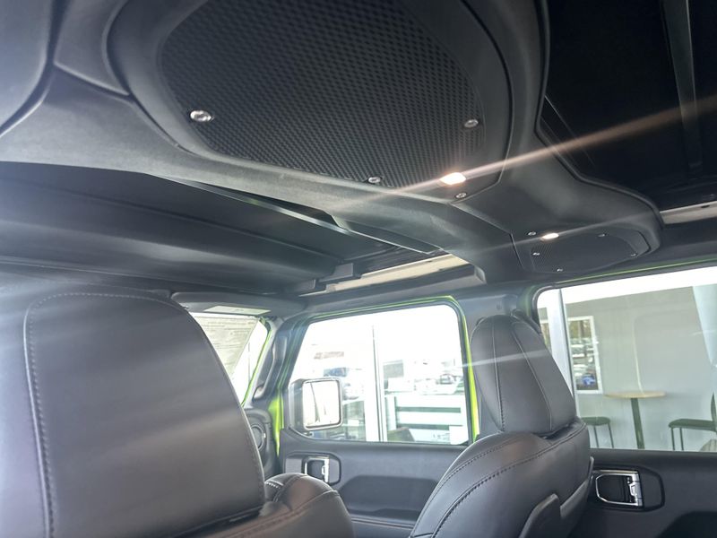 New 2025 Jeep Wrangler 4-door Rubicon 392Image 16