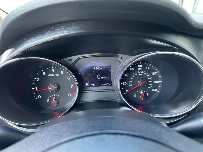 Used 2021 Kia Sedona EXImage 30