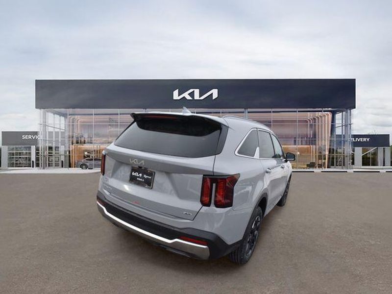 New 2026 Kia Sorento SImage 4