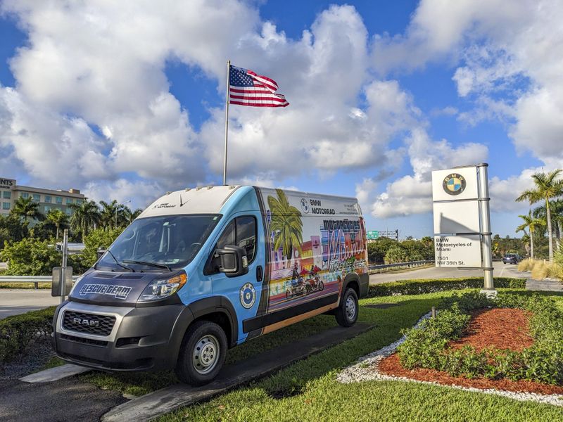 2026 BMW S 1000 RRImage 60