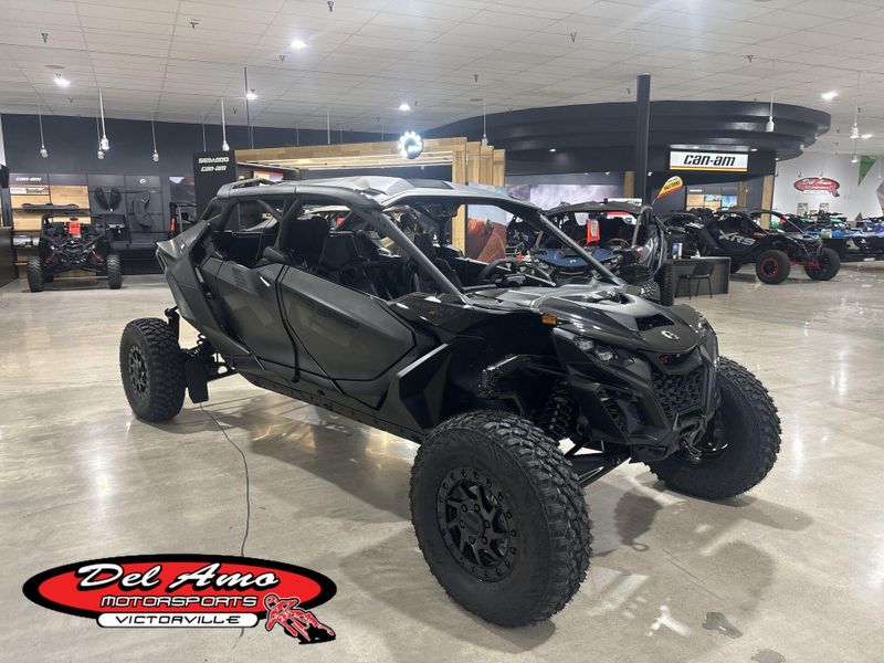 New 2026 Can-Am MAVERICK R MAX X RS 999T DCT Image 1