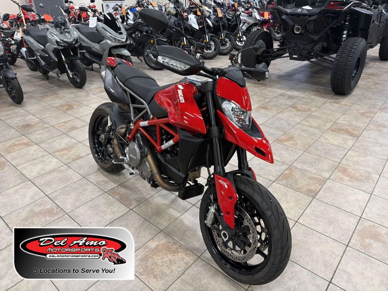 Used 2020 Ducati HYPERMOTARD 950 Image 1