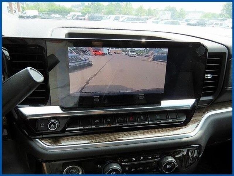 Used 2022 Chevrolet Silverado 1500 LTImage 17