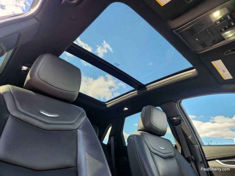 Used 2025 Cadillac XT5 Premium Luxury AWD