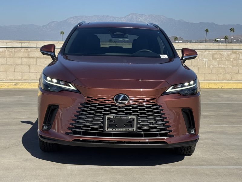 New 2026 Lexus ES 350e PremiumImage 3