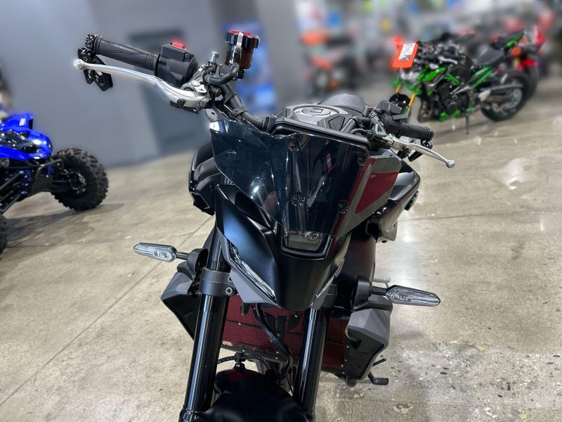 2024 Yamaha MT-09 Image 17