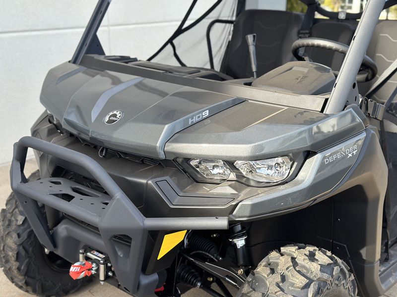 2024 Can-Am DEFENDER XT HD9  in a STONE GRAY exterior color. Cross Country Powersports 732-491-2900 crosscountrypowersports.com 