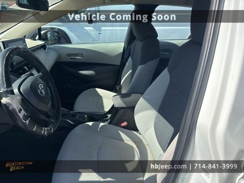 2021 Toyota Corolla LEImage 9