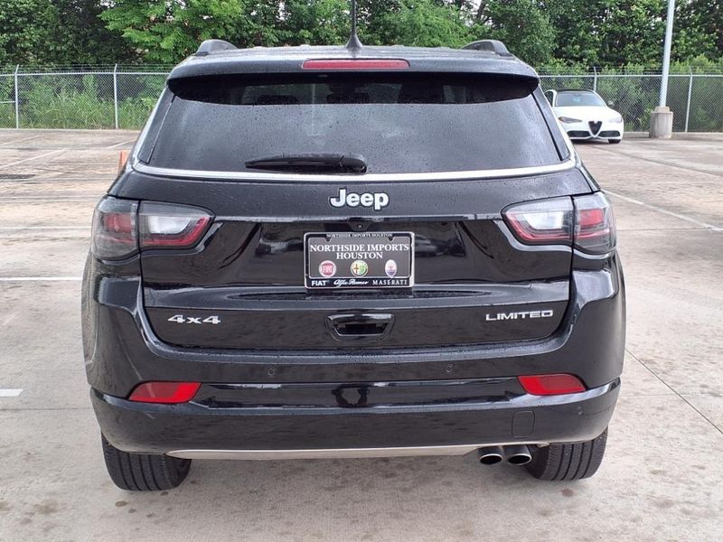 2022 Jeep Compass LimitedImage 16