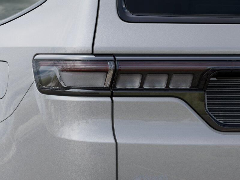 2026 Jeep Grand Wagoneer 85th Anniversary Edition 4x4Image 9