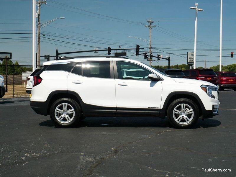 Used 2023 GMC Terrain SLE