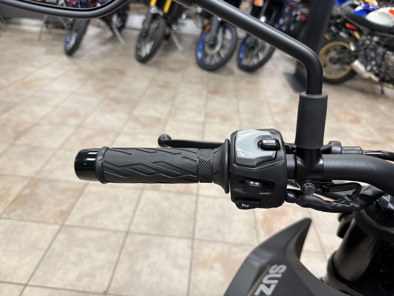 New 2026 Suzuki GSX-8S Image 22