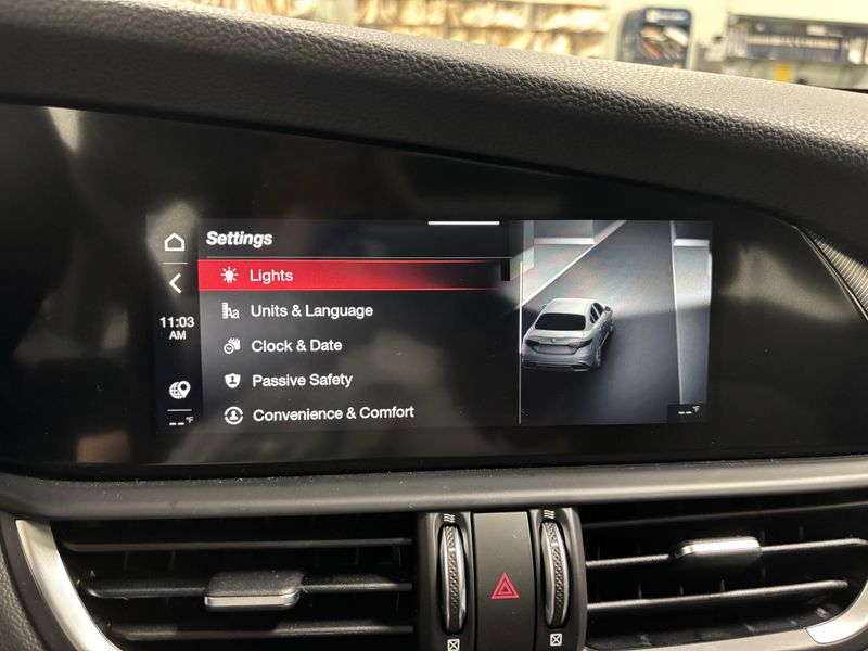 2024 Alfa Romeo Giulia Ti Q4 AWD w/Sunroof/Nav/Activ AsstImage 24