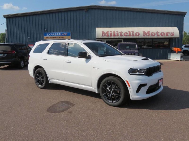 New 2026 Dodge Durango Gt Plus Awd Hemi V8Image 2