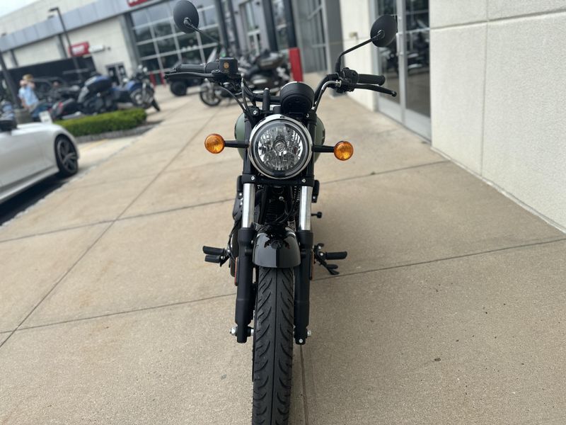2024 Royal Enfield Meteor 350Image 4