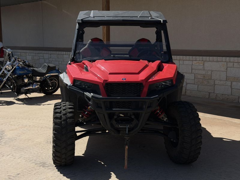 USED 2025 POLARIS GENERAL XP 1000 ULTIMATE INDY RED Image 5