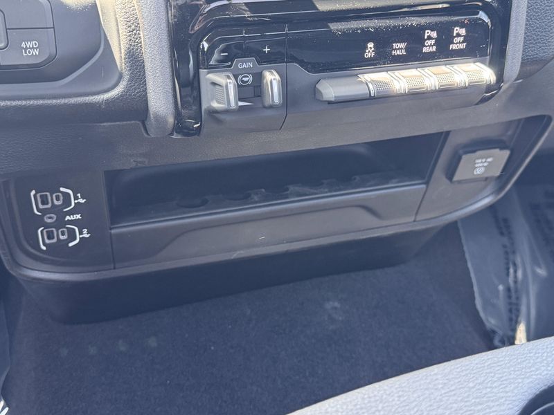 2025 RAM 2500 TradesmanImage 19
