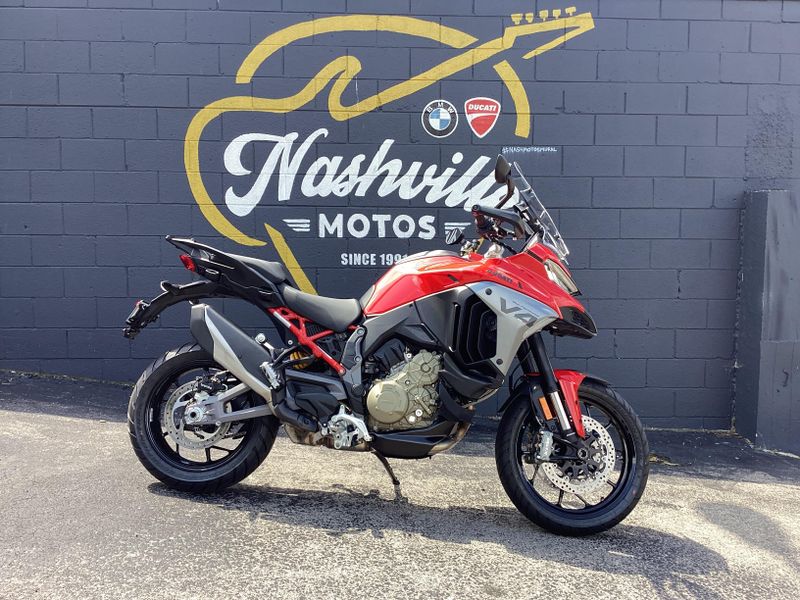 New 2025 Ducati MULTISTRADA V4 