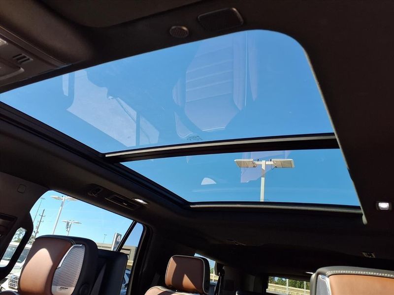 Used 2023 GMC Yukon Denali UltimateImage 18