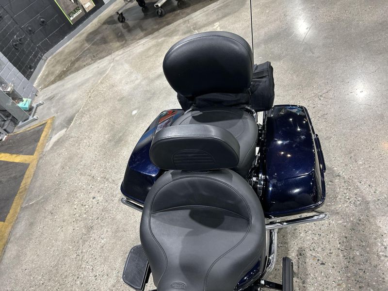 Used 2019 Harley-Davidson STREET GLIDE Image 22