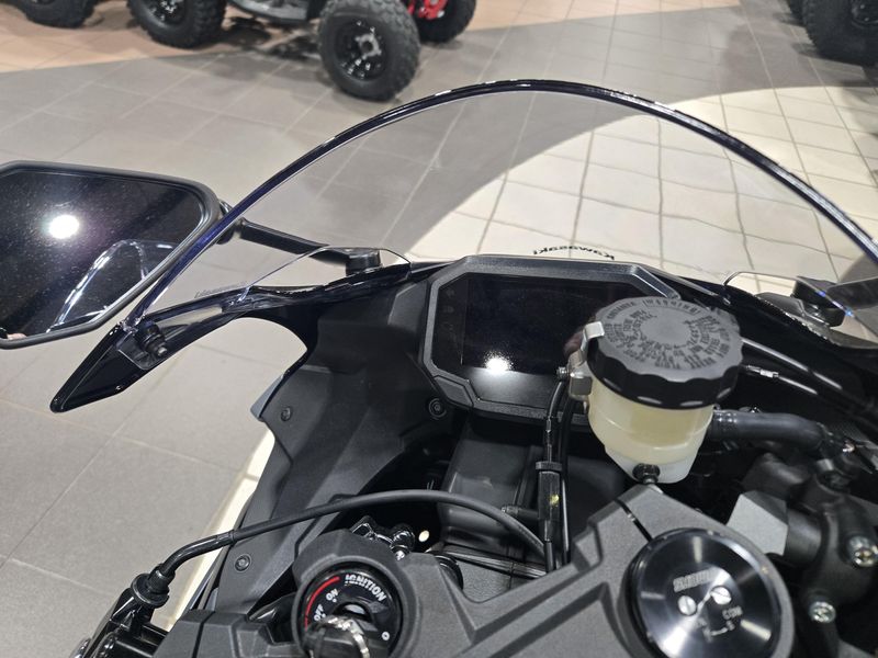 New 2025 Kawasaki NINJA ZX  6R ABS Image 11