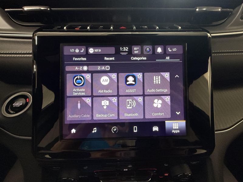 Used 2024 Jeep Grand Cherokee Laredo XImage 33
